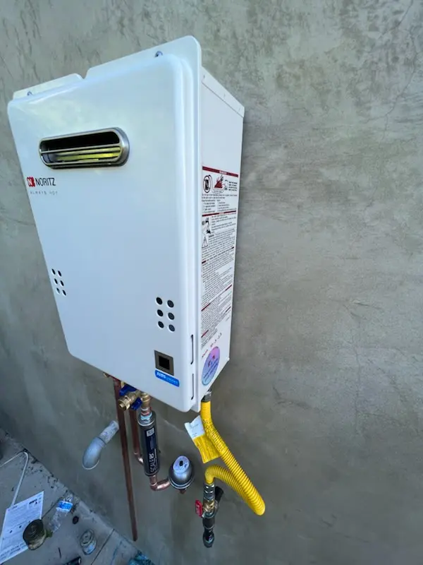 Tankless water heater installation for Parkway Village homes